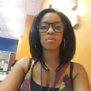 Meet your Posher, Ebony